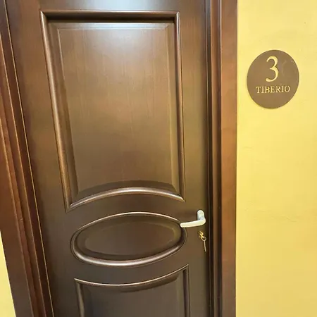 Domus Arco Πανσιόν