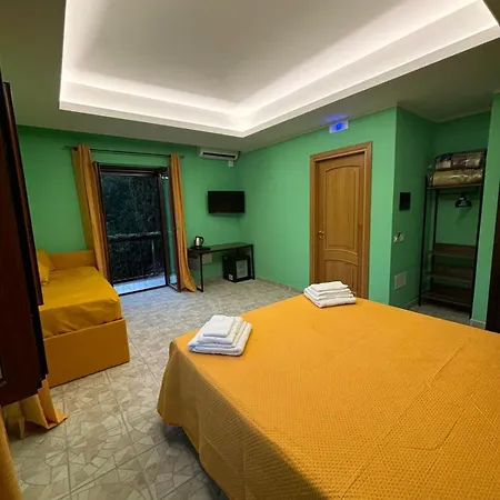 Domus Arco Guest house *